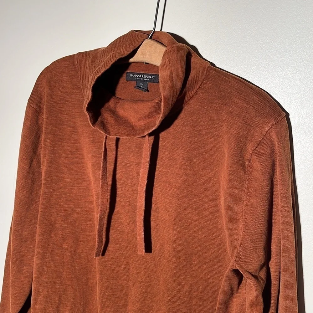 Banana Republic Chestnut Mock Neck Lightweight Sweatshirt